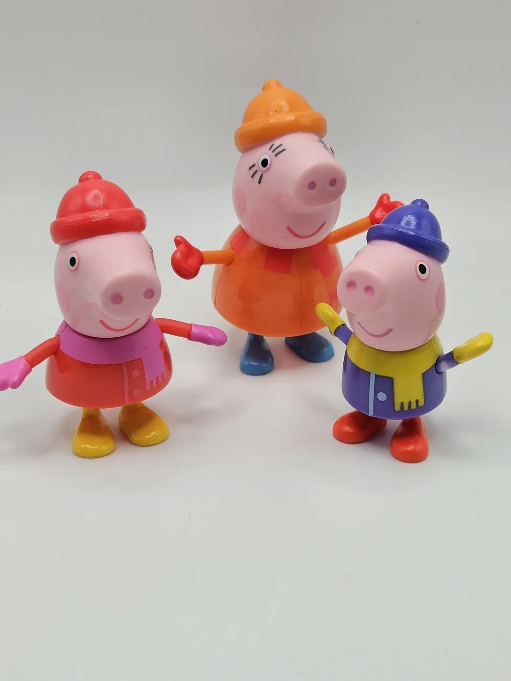 Peppa Pig Peppa's Family Wintertime Figure Set George Mummy